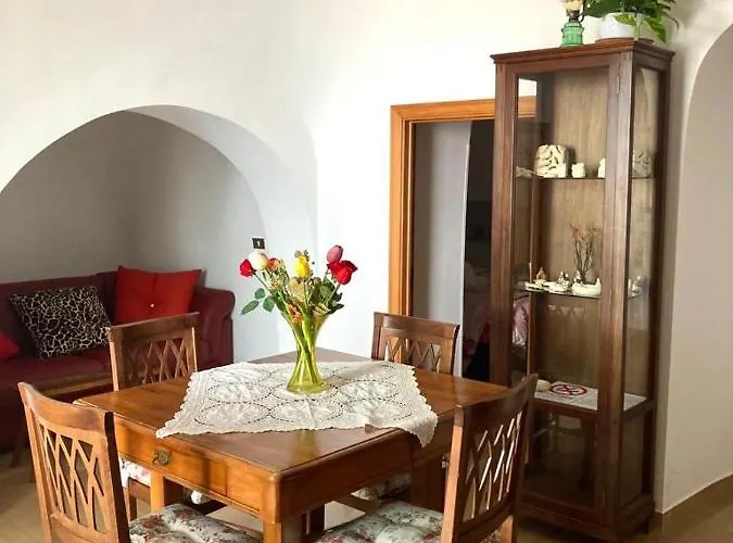 Trullo Il Nespolo * アルベロベッロ